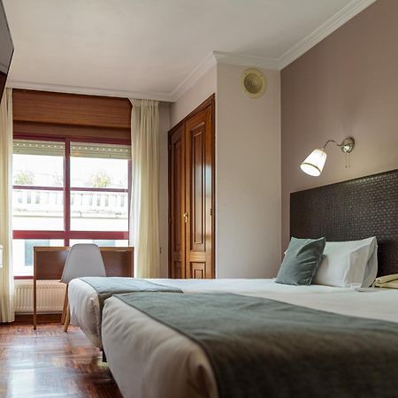 Hotel Alda Centro Pontevedra Luaran gambar