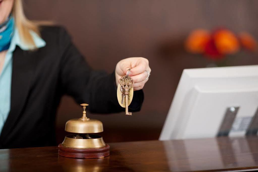 Hotel Alda Centro Pontevedra Luaran gambar